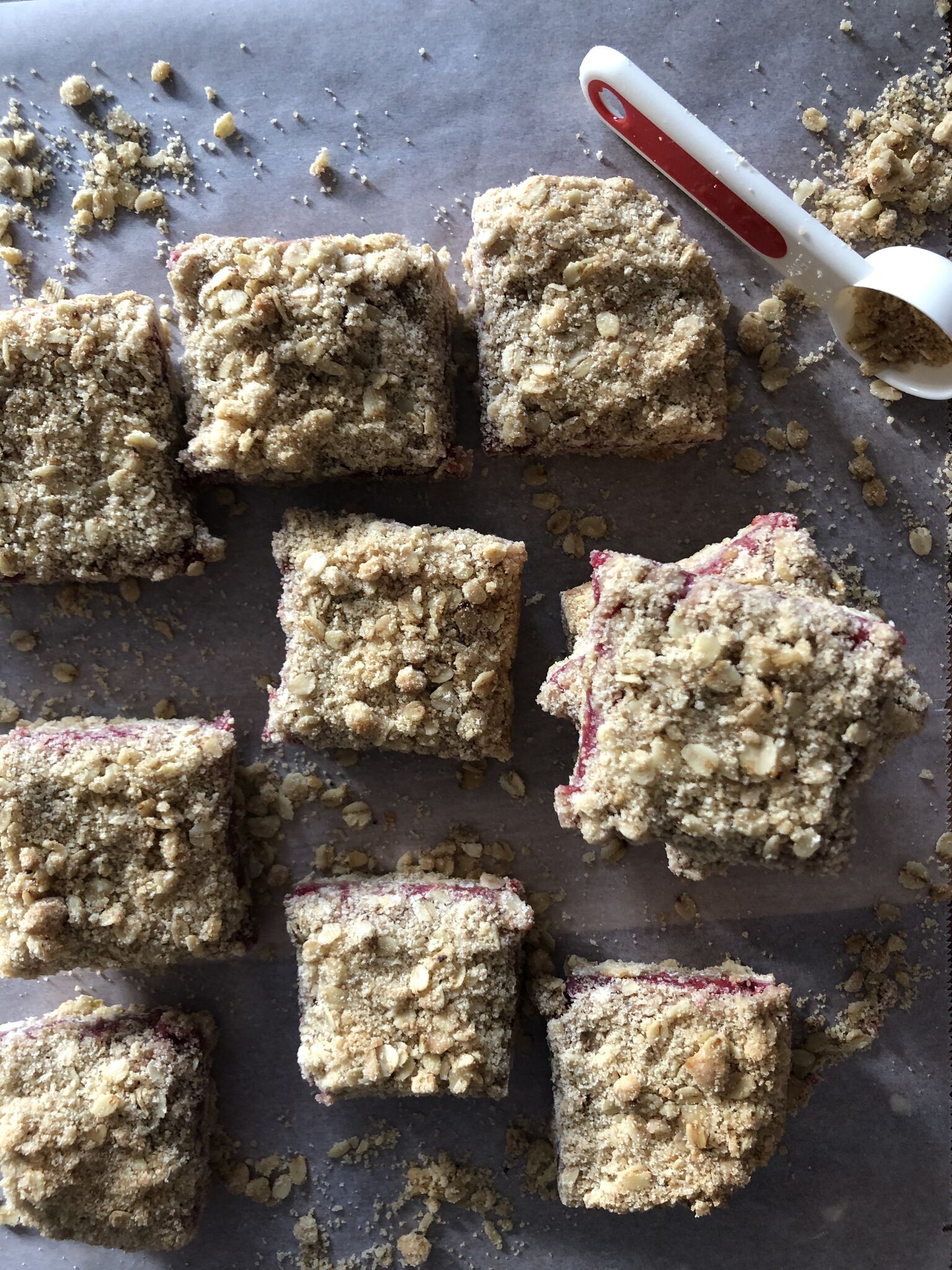 Raspberry Crumble Bar tarifi